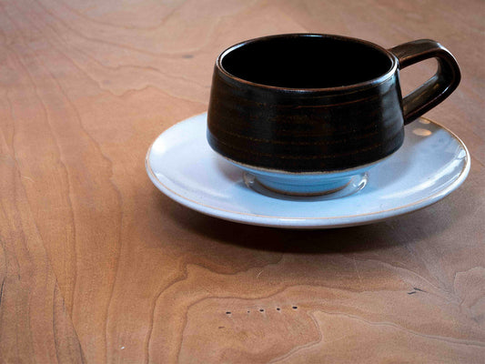 Cup and saucer - Black x Geppaku - 黒 × 月白