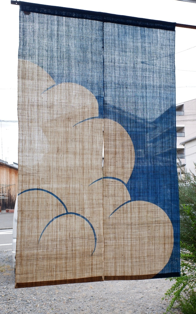 Japanese Noren - Nyudogumo - 麻暖簾 - 入道雲
